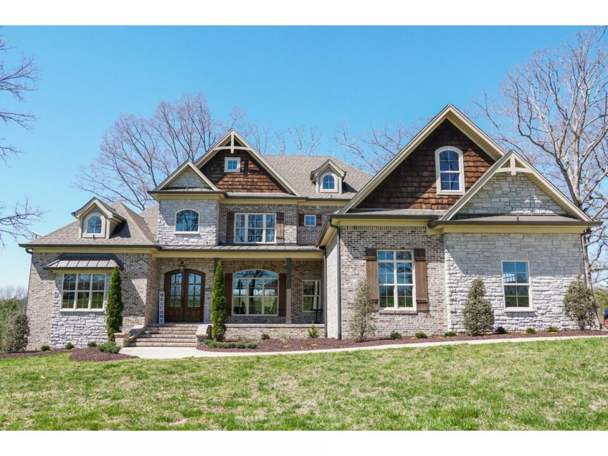 Picture of Home For Sale in Cookeville, Tennessee, United States