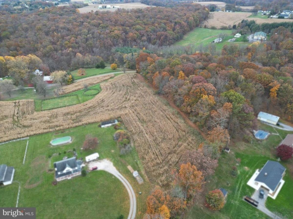 Picture of Residential Land For Sale in Hampstead, Maryland, United States