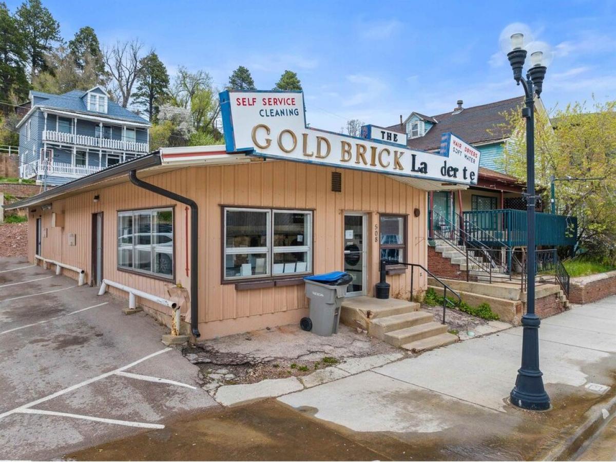 Picture of Home For Sale in Lead, South Dakota, United States