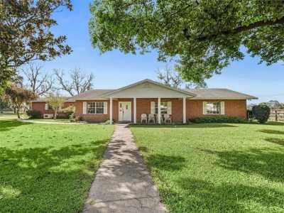 Home For Sale in Summerfield, Florida