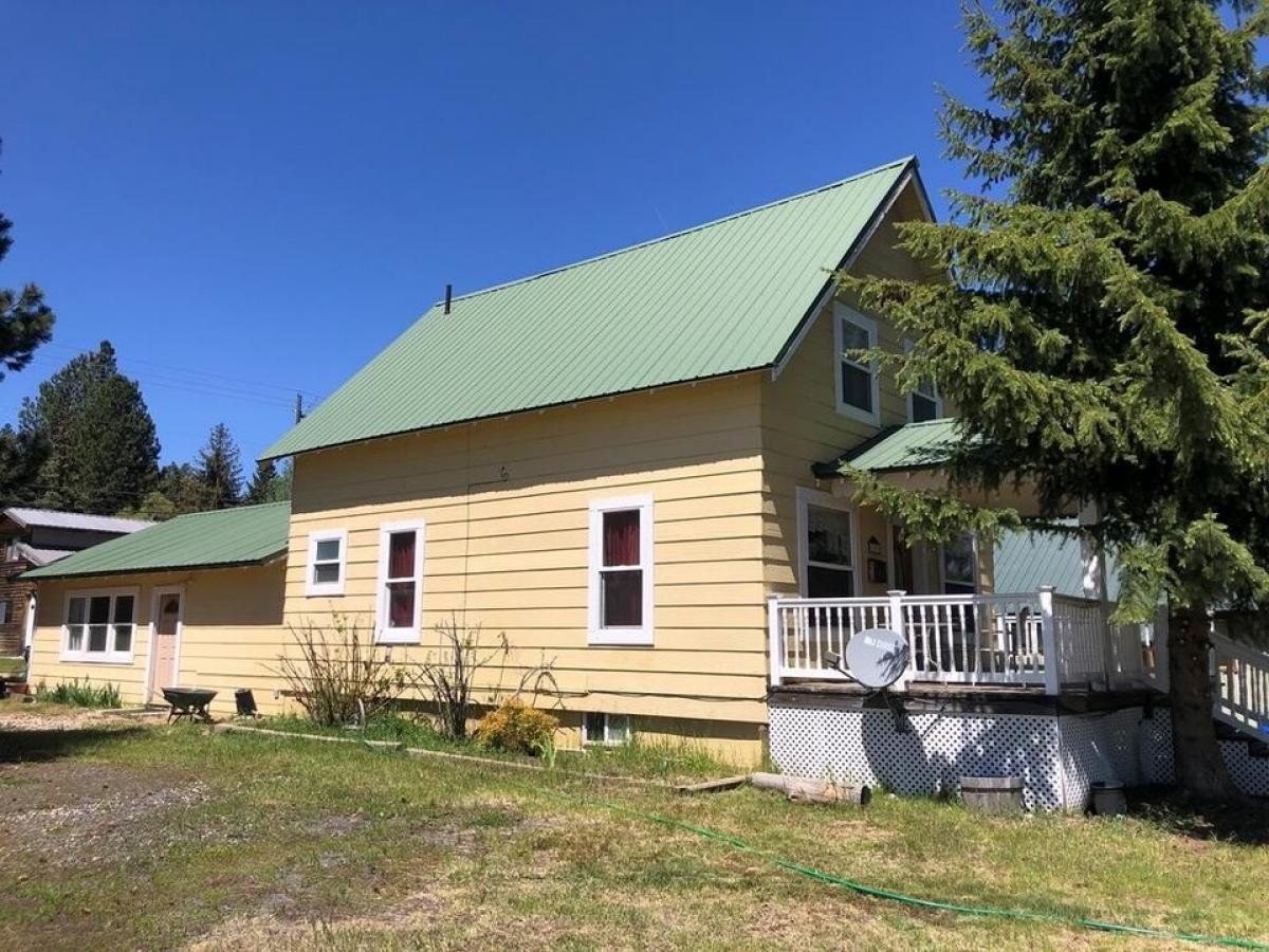 Picture of Home For Sale in Cascade, Idaho, United States