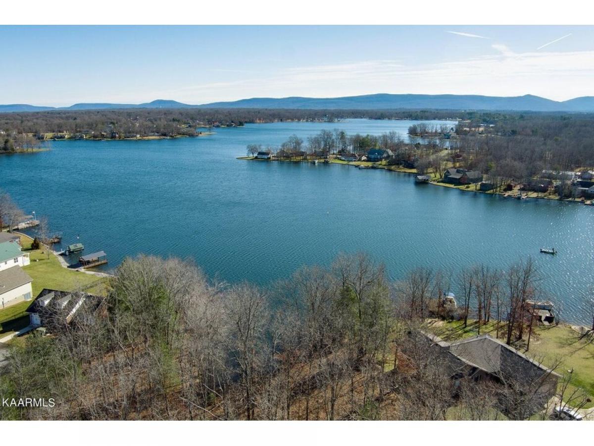 Picture of Residential Land For Sale in Crossville, Tennessee, United States