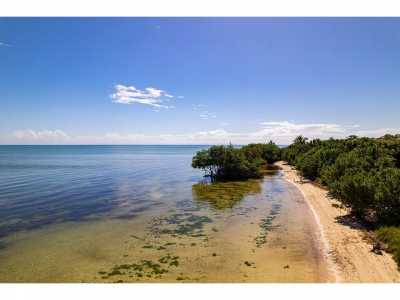 Residential Land For Sale in Upper Matecumbe Key Islamorada, Florida