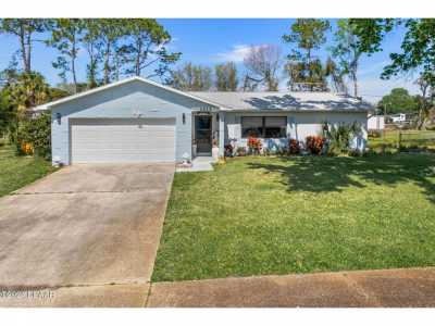 Home For Sale in Port Orange, Florida