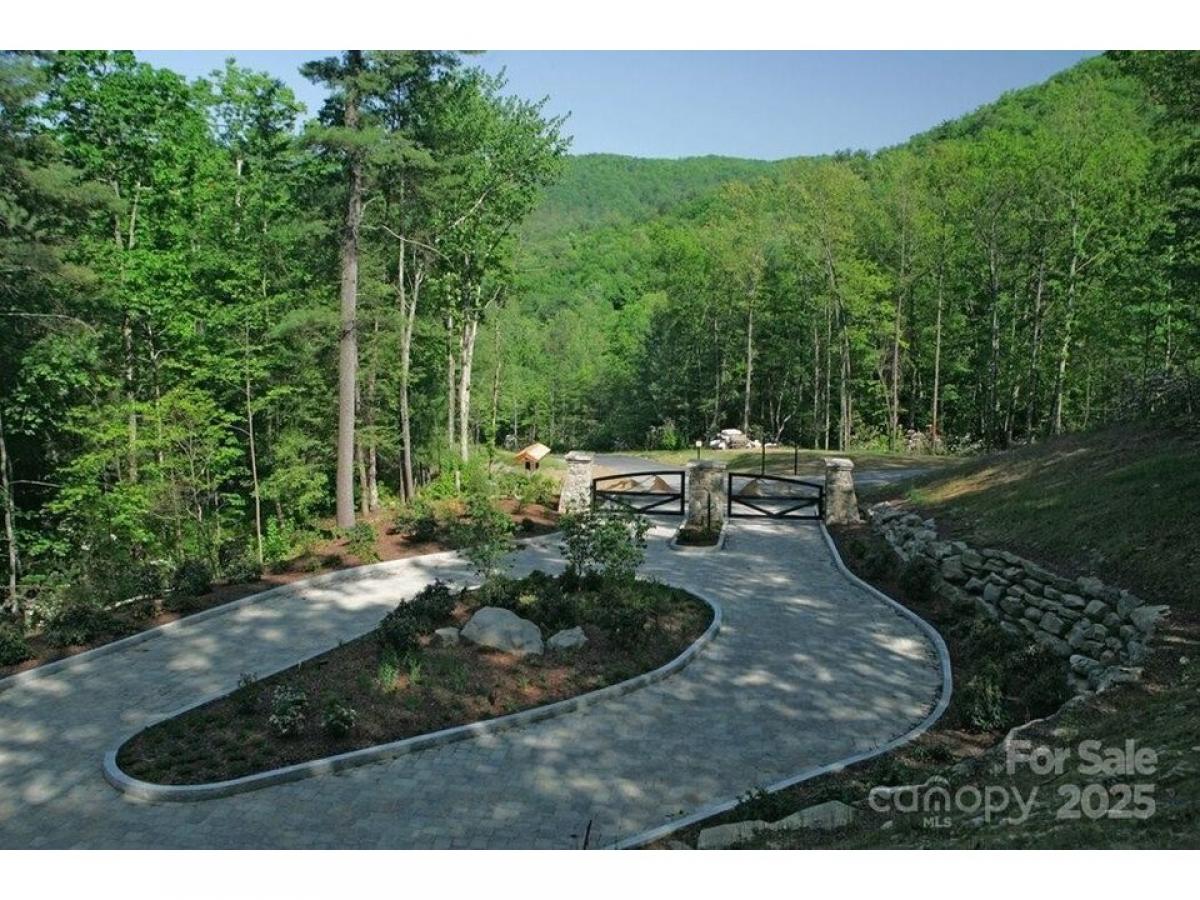 Picture of Residential Land For Sale in Rosman, North Carolina, United States