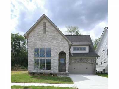 Home For Sale in Apison, Tennessee