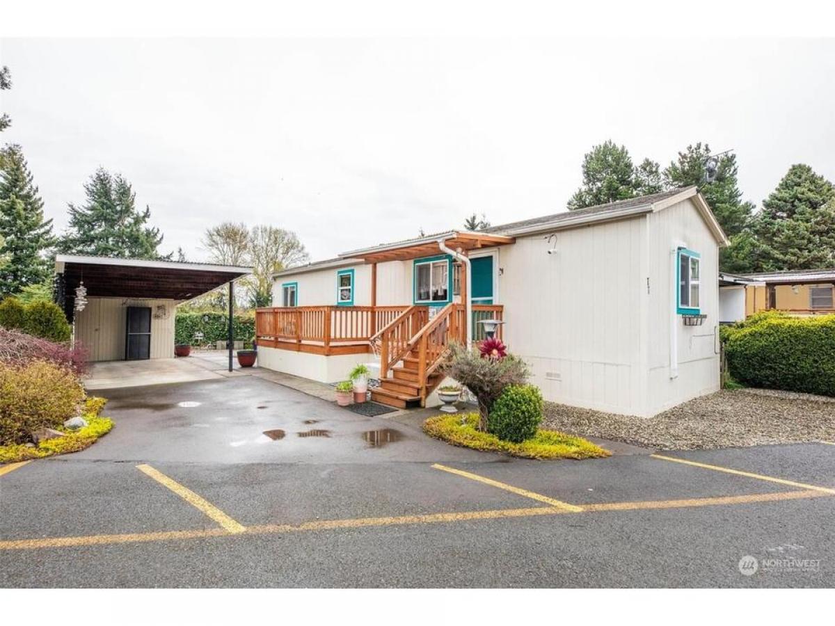 Picture of Home For Sale in Lynnwood, Washington, United States