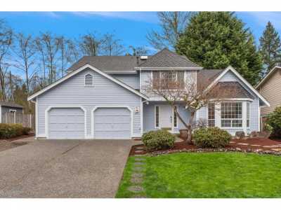 Home For Sale in Everett, Washington