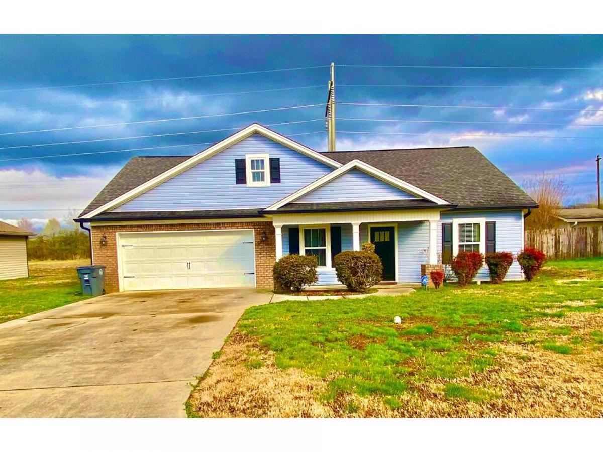 Picture of Home For Sale in Lafayette, Georgia, United States