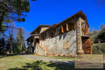 Home For Sale in Castelfranco Di Sopra, Italy