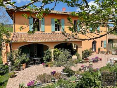 Villa For Sale in Volterra, Italy