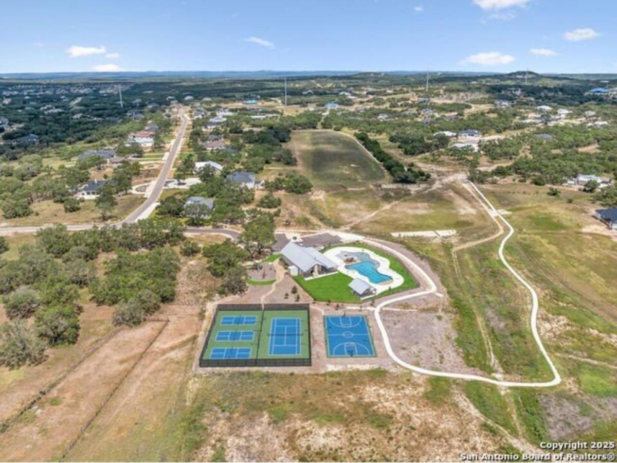 Picture of Residential Land For Sale in Bulverde, Texas, United States