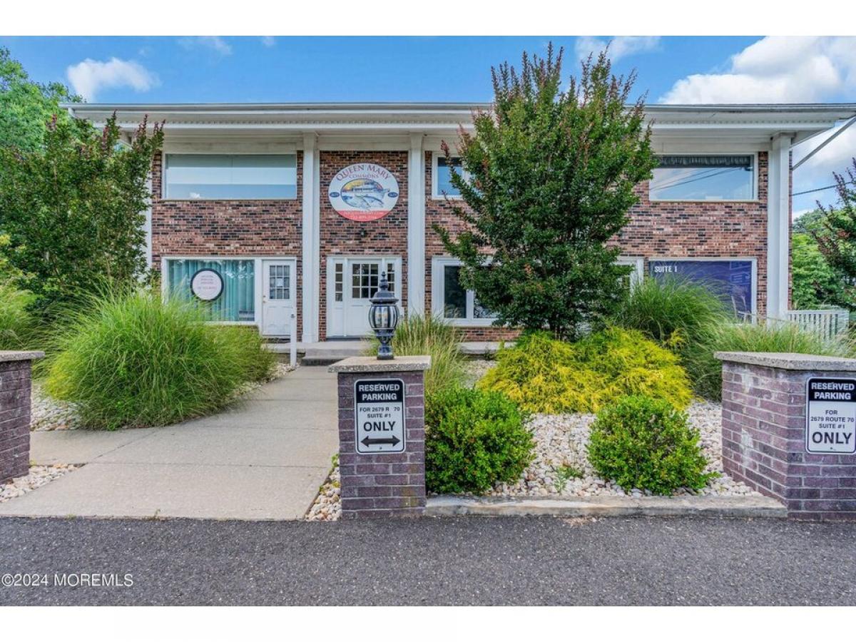 Picture of Home For Sale in Manasquan, New Jersey, United States