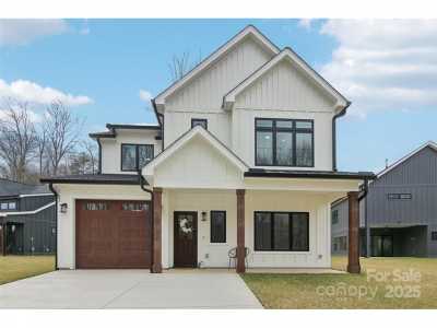 Home For Sale in Etowah, North Carolina