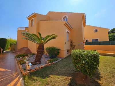 Villa For Sale in