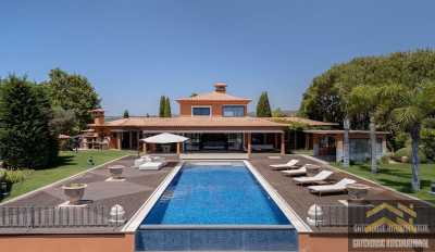 Villa For Sale in Boliqueime, Portugal