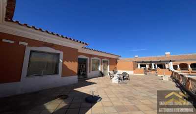 Commercial Building For Sale in Quinta Do Lago, Portugal