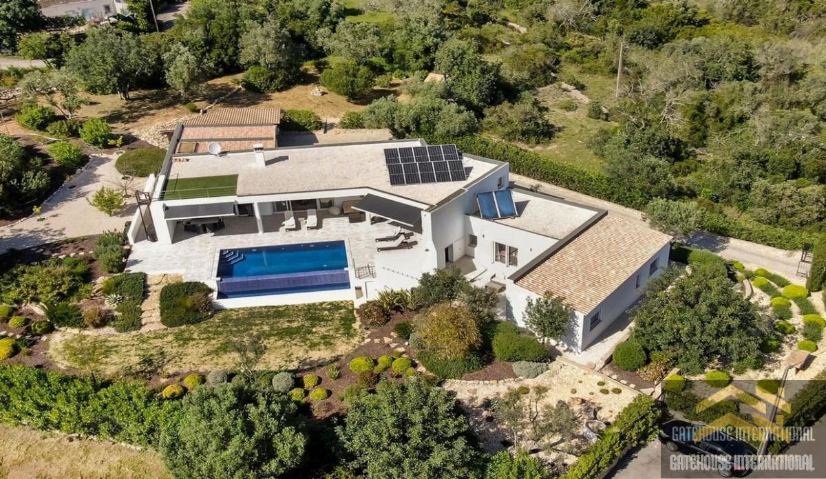 Picture of Villa For Sale in Loule, Faro, Portugal