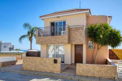 Villa For Sale in Paralimni, Cyprus