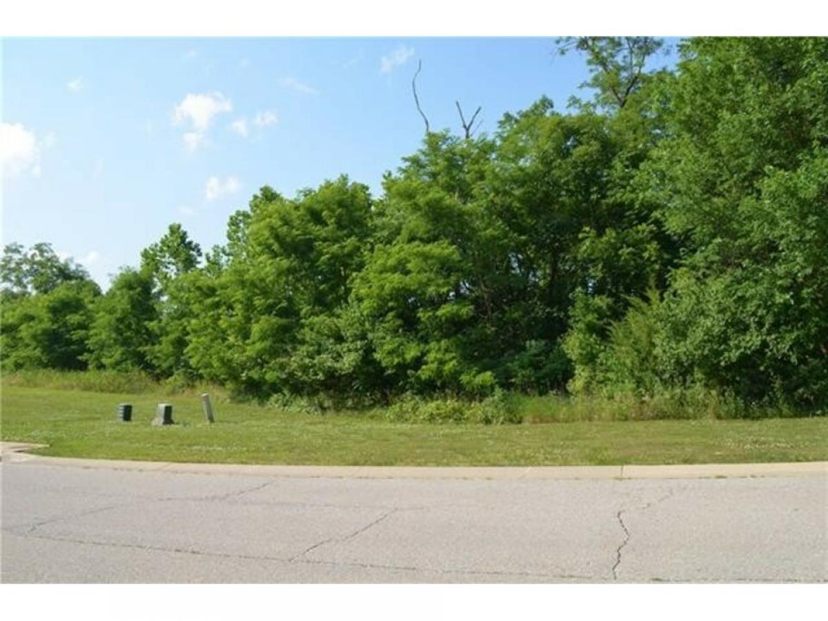 Picture of Residential Land For Sale in Gladstone, Missouri, United States