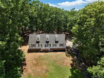 Home For Sale in Powhatan, Virginia