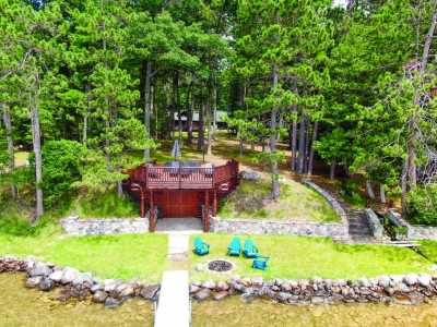 Home For Sale in Hubbard Lake, Michigan