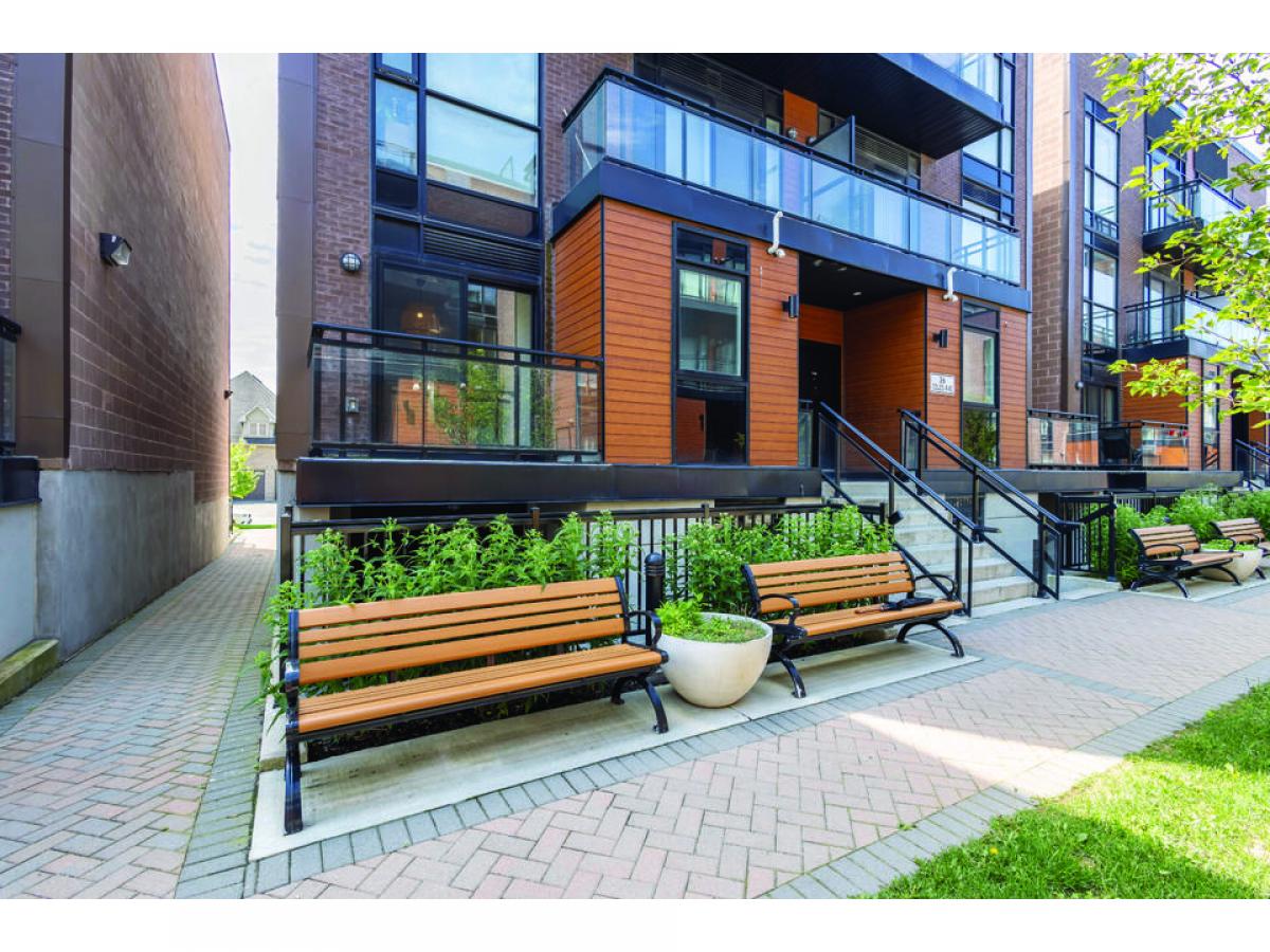 Picture of Home For Sale in Vaughan, Ontario, Canada