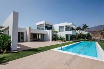 Villa For Sale in
