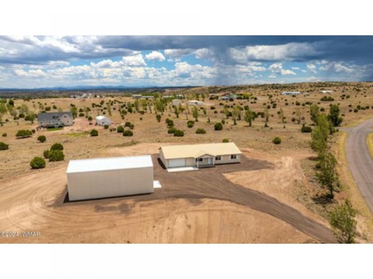 Picture of Home For Sale in Taylor, Arizona, United States