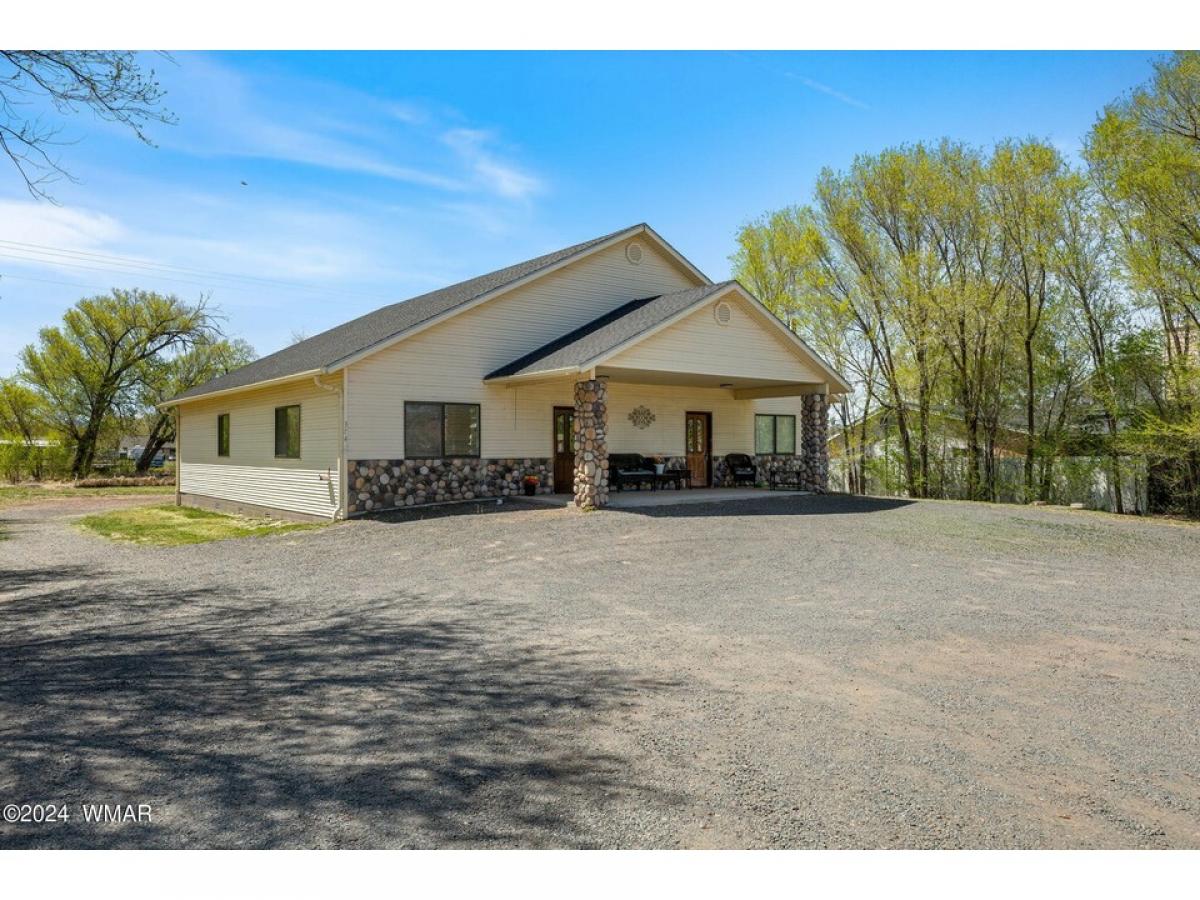 Picture of Home For Sale in Eagar, Arizona, United States