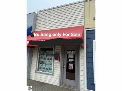 Home For Sale in East Tawas, Michigan