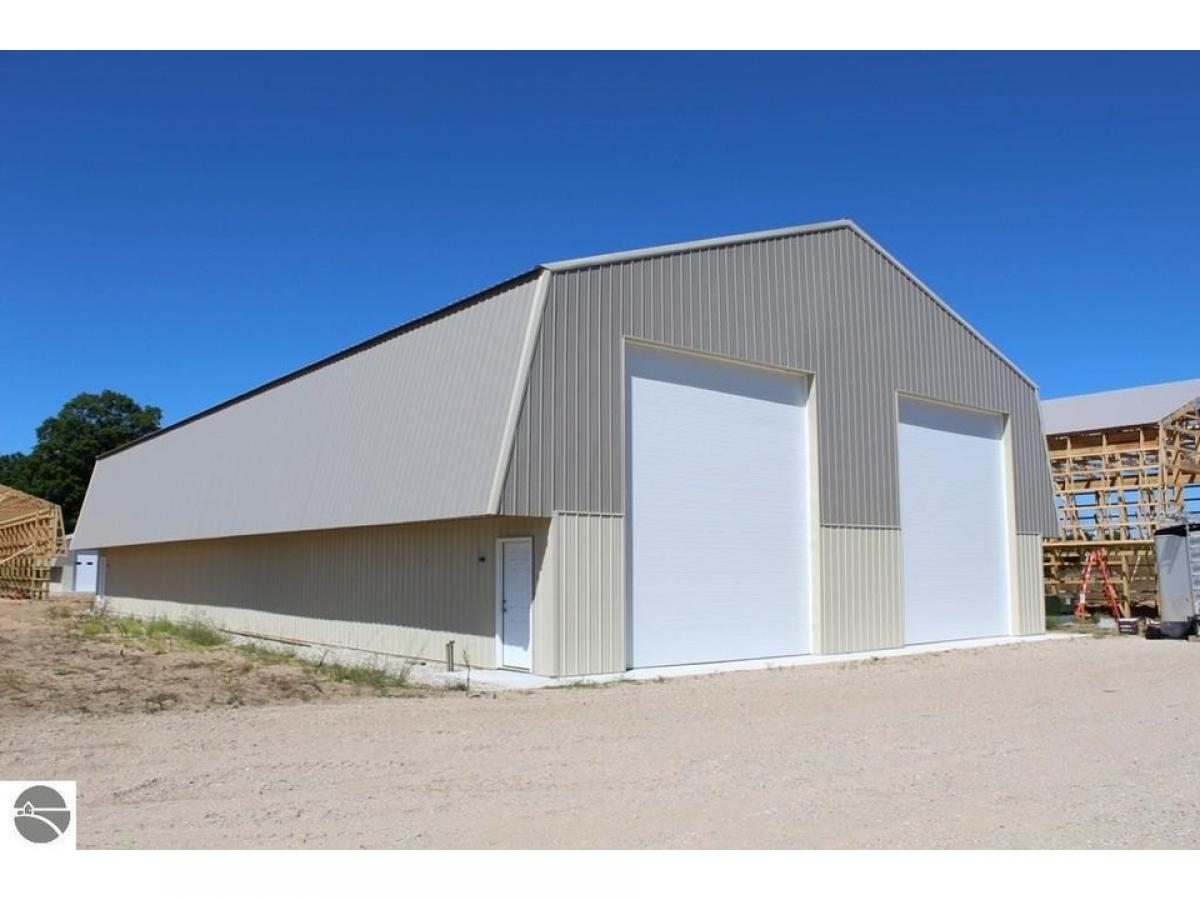 Picture of Home For Sale in Kewadin, Michigan, United States