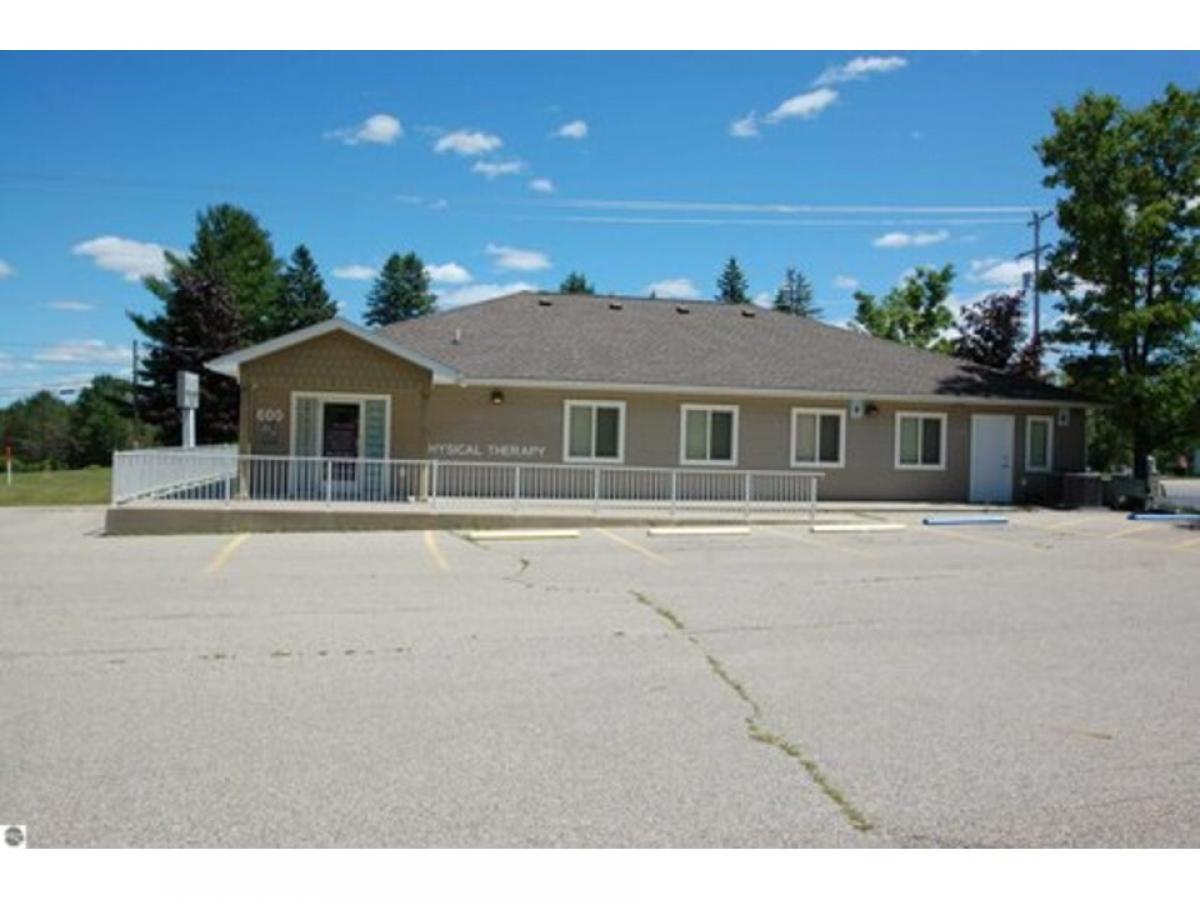 Picture of Home For Sale in Rose City, Michigan, United States