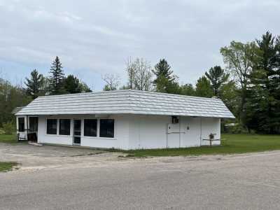 Home For Sale in Harrison, Michigan