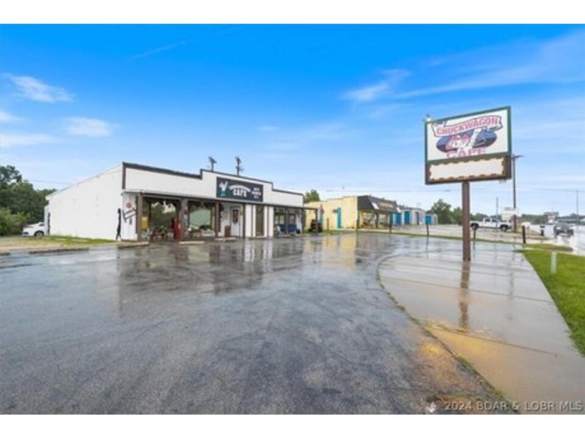 Picture of Home For Sale in Camdenton, Missouri, United States