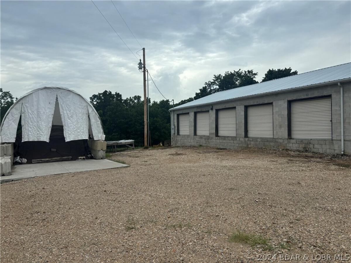 Picture of Home For Sale in Osage Beach, Missouri, United States