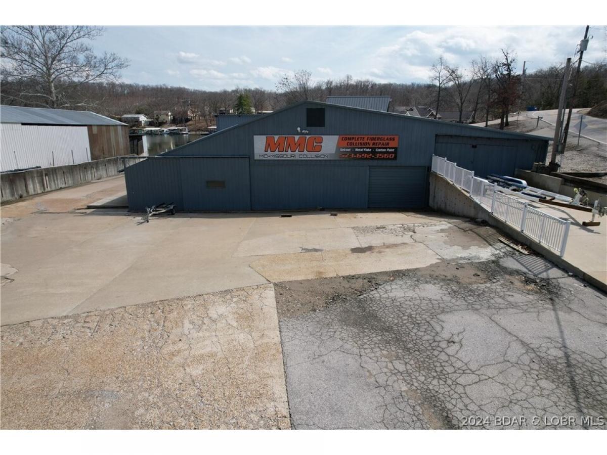 Picture of Home For Sale in Lake Ozark, Missouri, United States