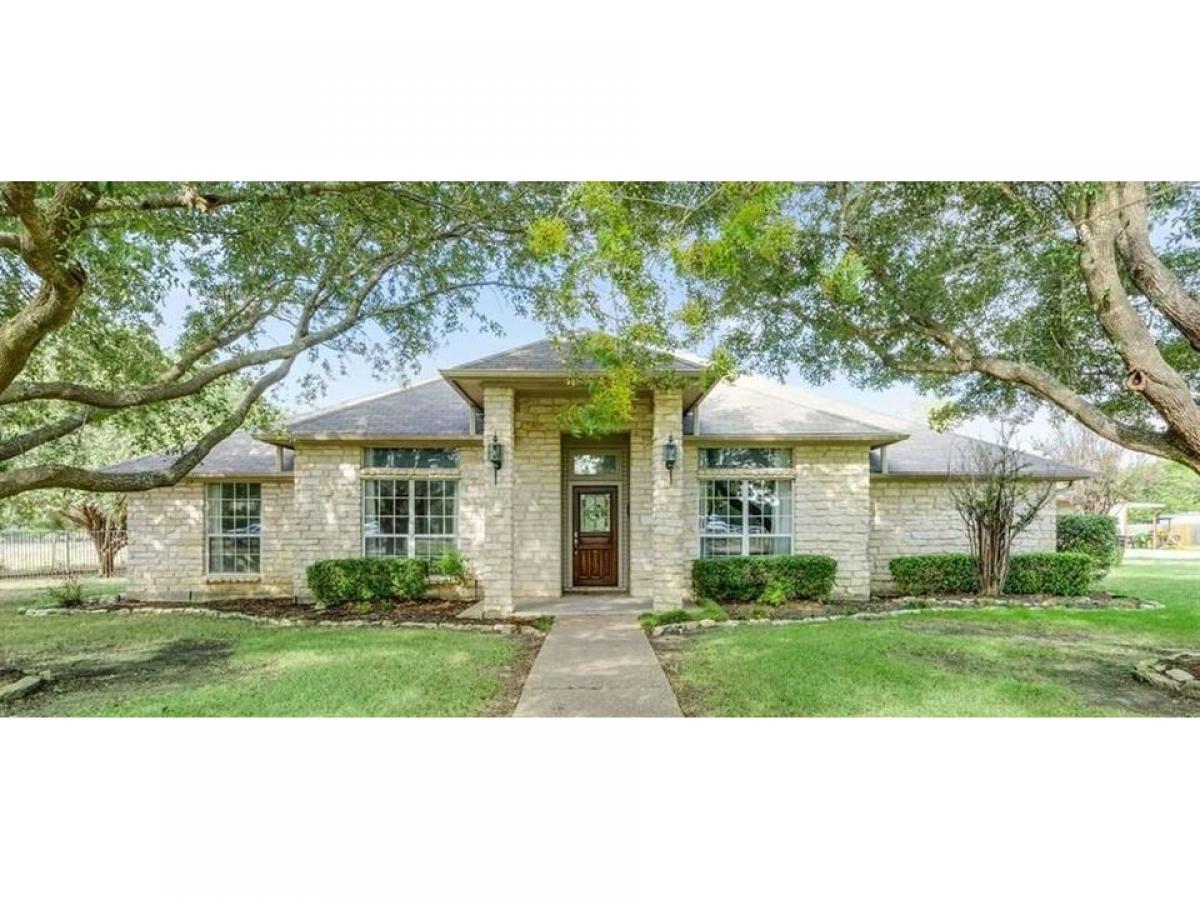 Picture of Home For Sale in Woodway, Texas, United States
