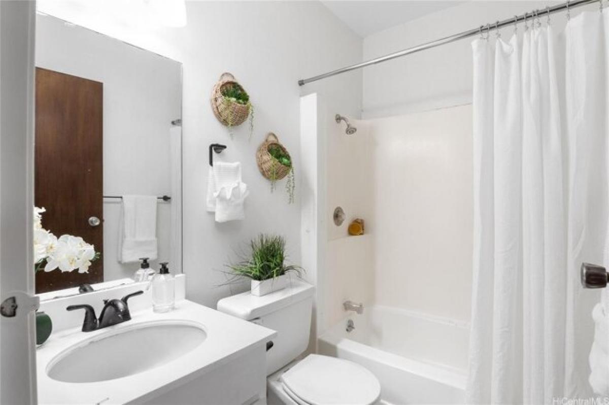 Picture of Home For Sale in Mililani, Hawaii, United States