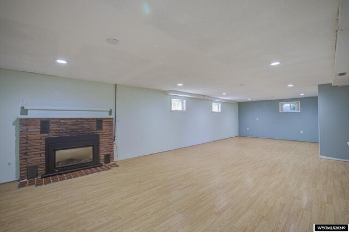 Picture of Home For Sale in Casper, Wyoming, United States