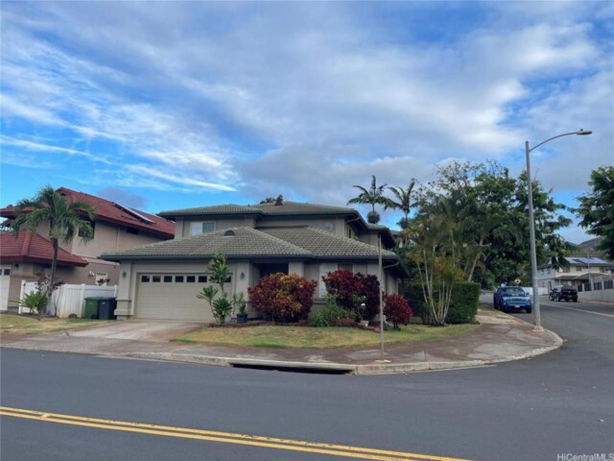 Picture of Home For Sale in Kapolei, Hawaii, United States