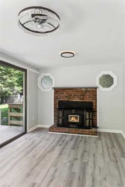 Home For Sale in Hartfield, Virginia