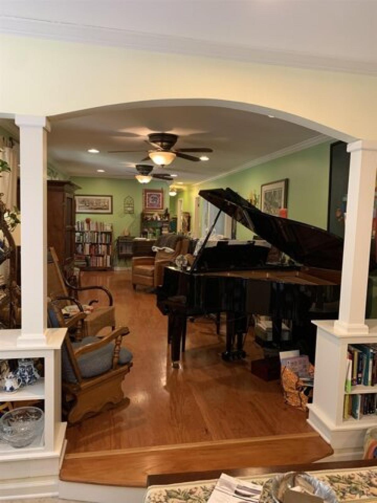 Picture of Home For Sale in Phil Campbell, Alabama, United States