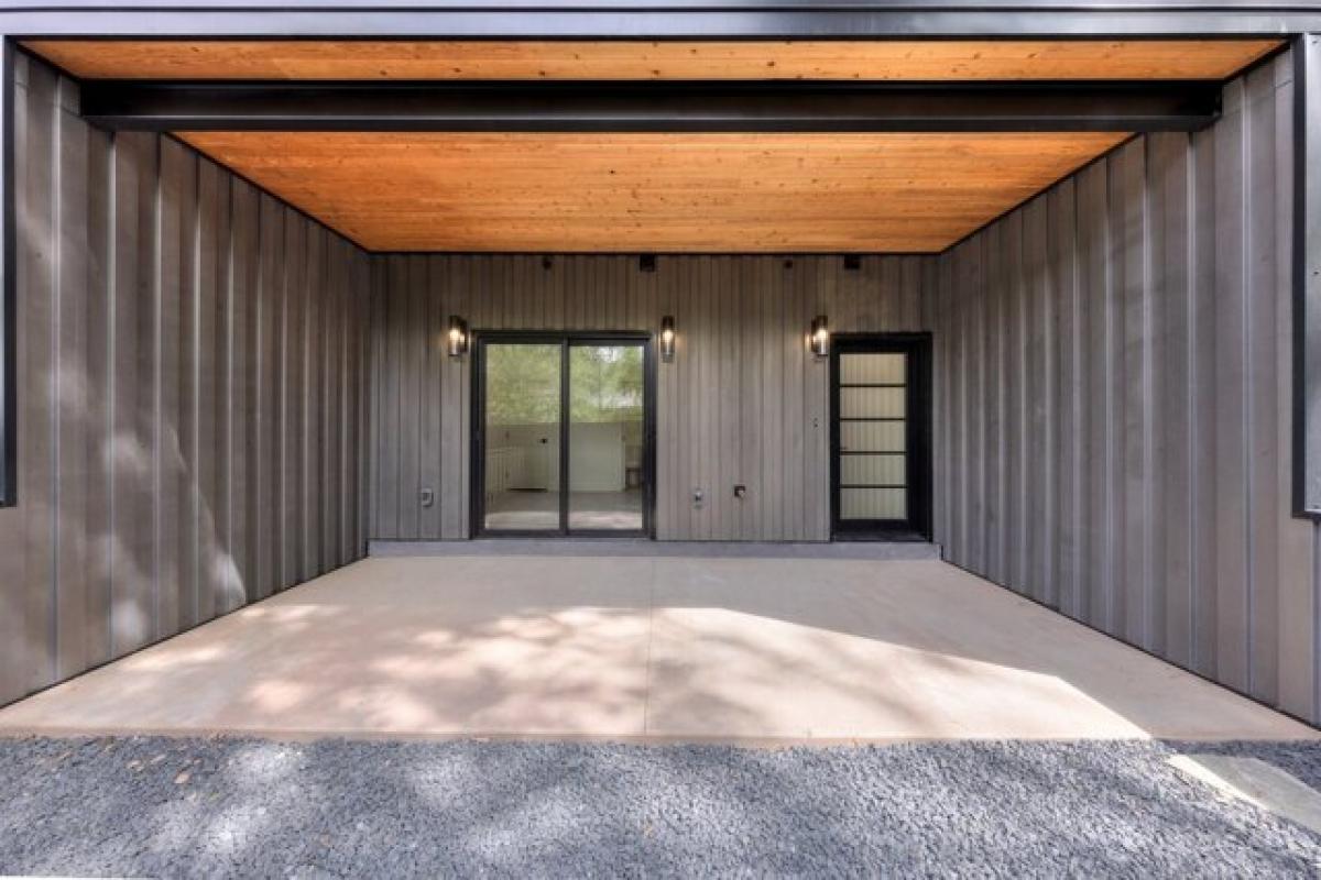 Picture of Home For Sale in Moab, Utah, United States