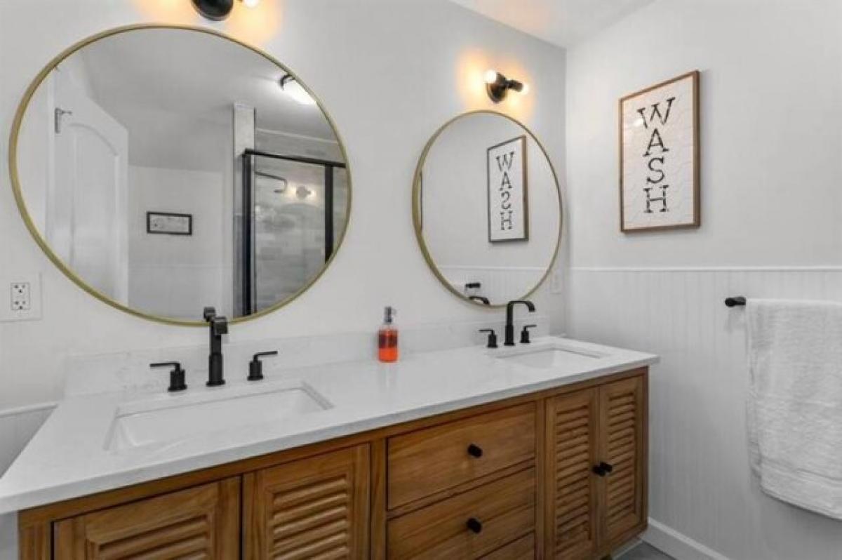 Picture of Home For Sale in Kansas City, Missouri, United States