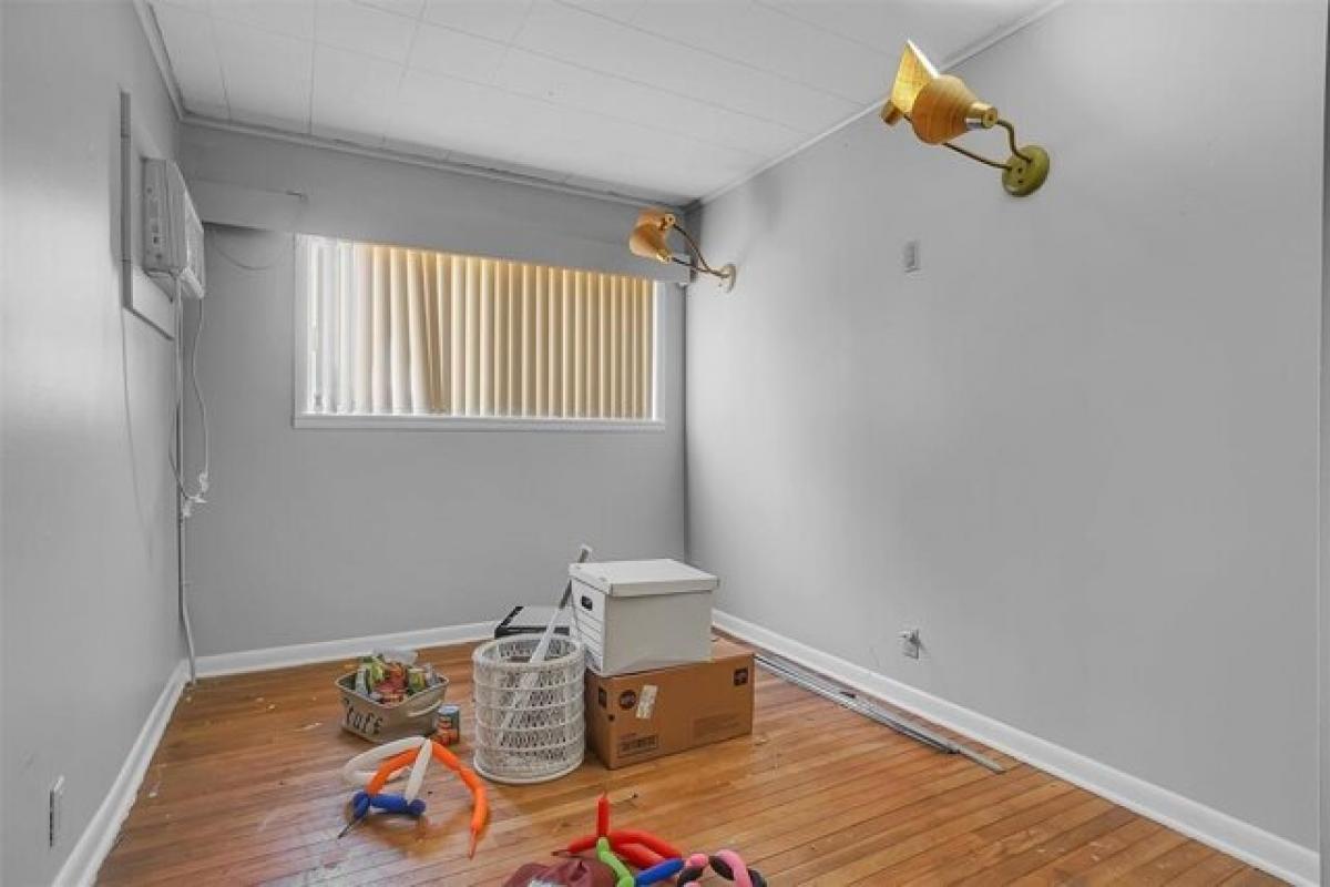 Picture of Home For Sale in Weatherford, Oklahoma, United States