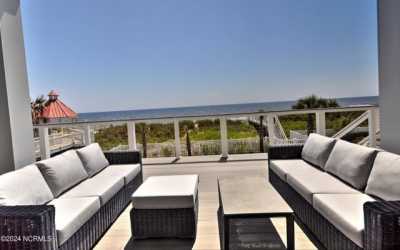 Home For Sale in Ocean Isle Beach, North Carolina