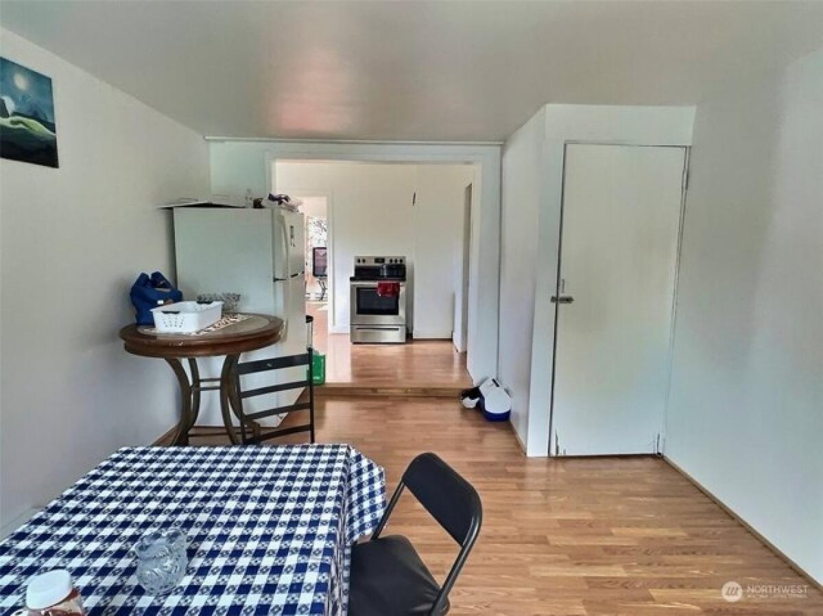 Picture of Home For Sale in Bremerton, Washington, United States