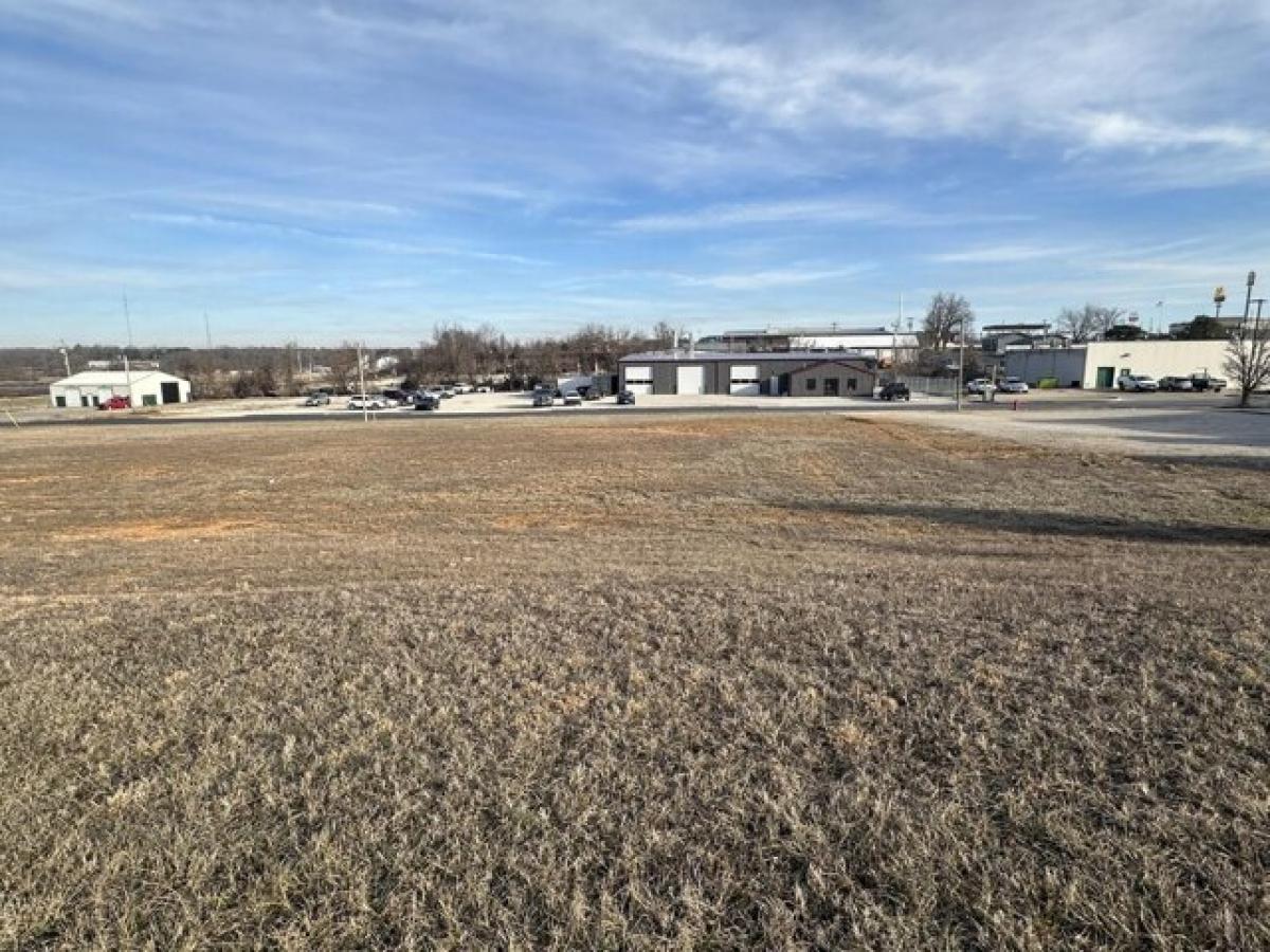 Picture of Residential Land For Sale in Mountain Grove, Missouri, United States