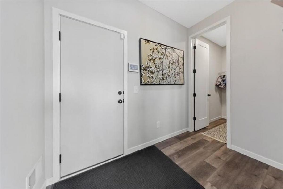 Picture of Home For Sale in Victoria, Minnesota, United States